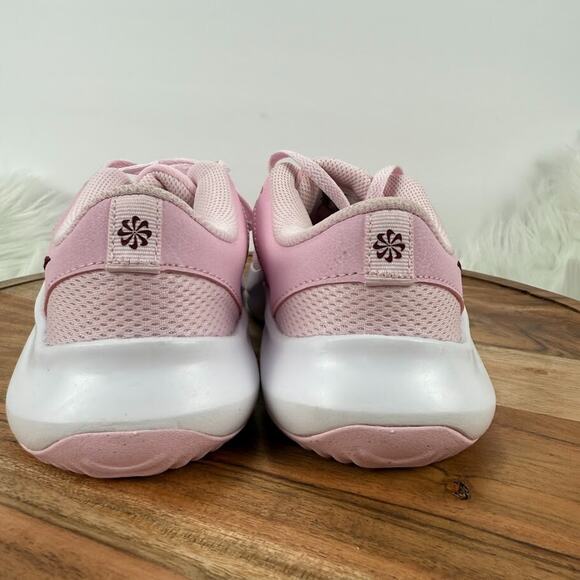 Nike Legend Essential 3 Next Nature‎ Wmns Size 5.5 Barely Rose training shoes - Picture 6 of 9